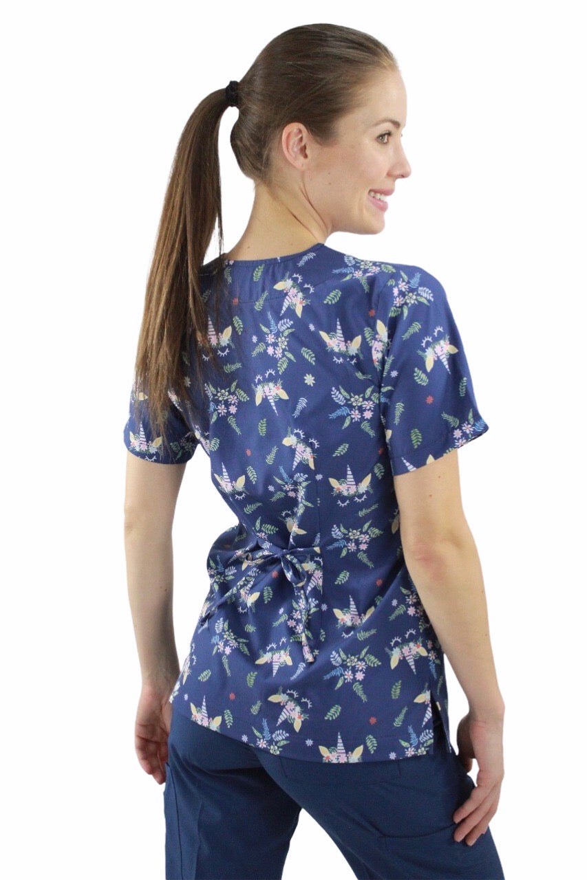 Filipina Médica Dama Tania Azul Unicornios