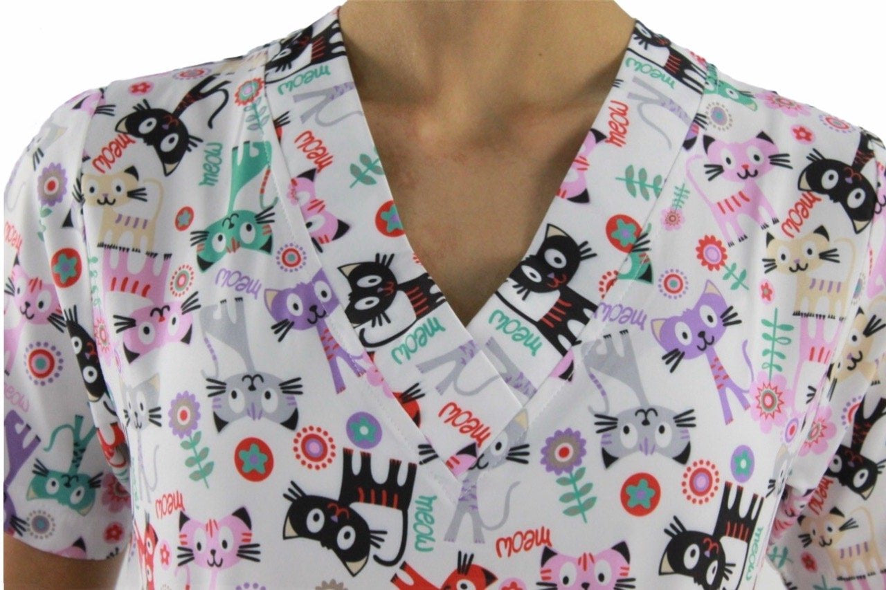 Filipina Médica Dama Tania Gatos