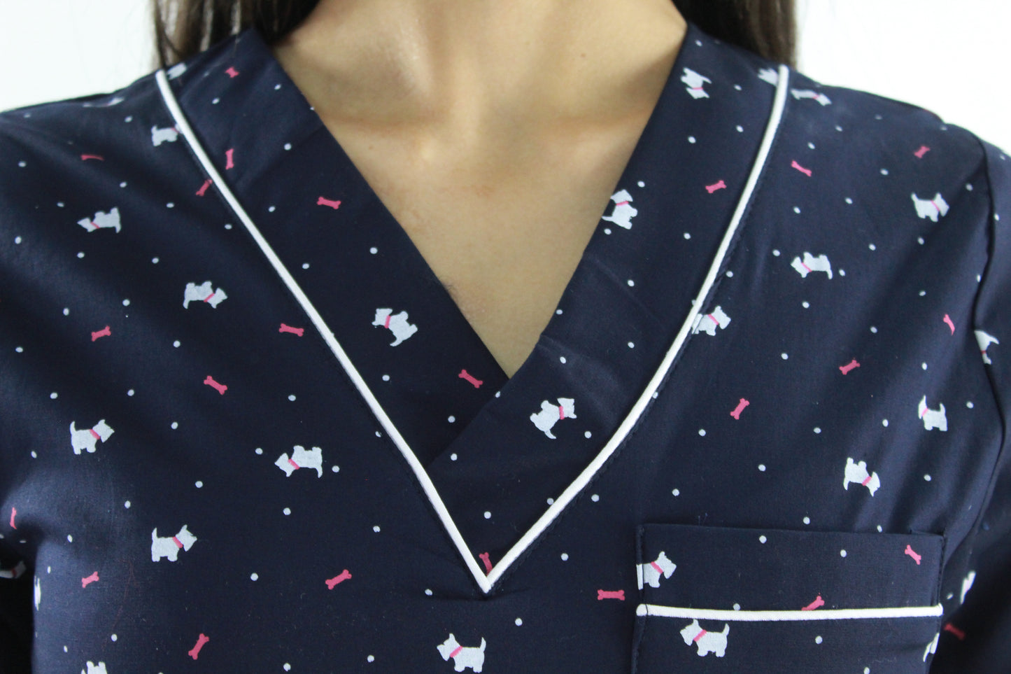 Filipina Médica Dama Primavera Marino de Perros