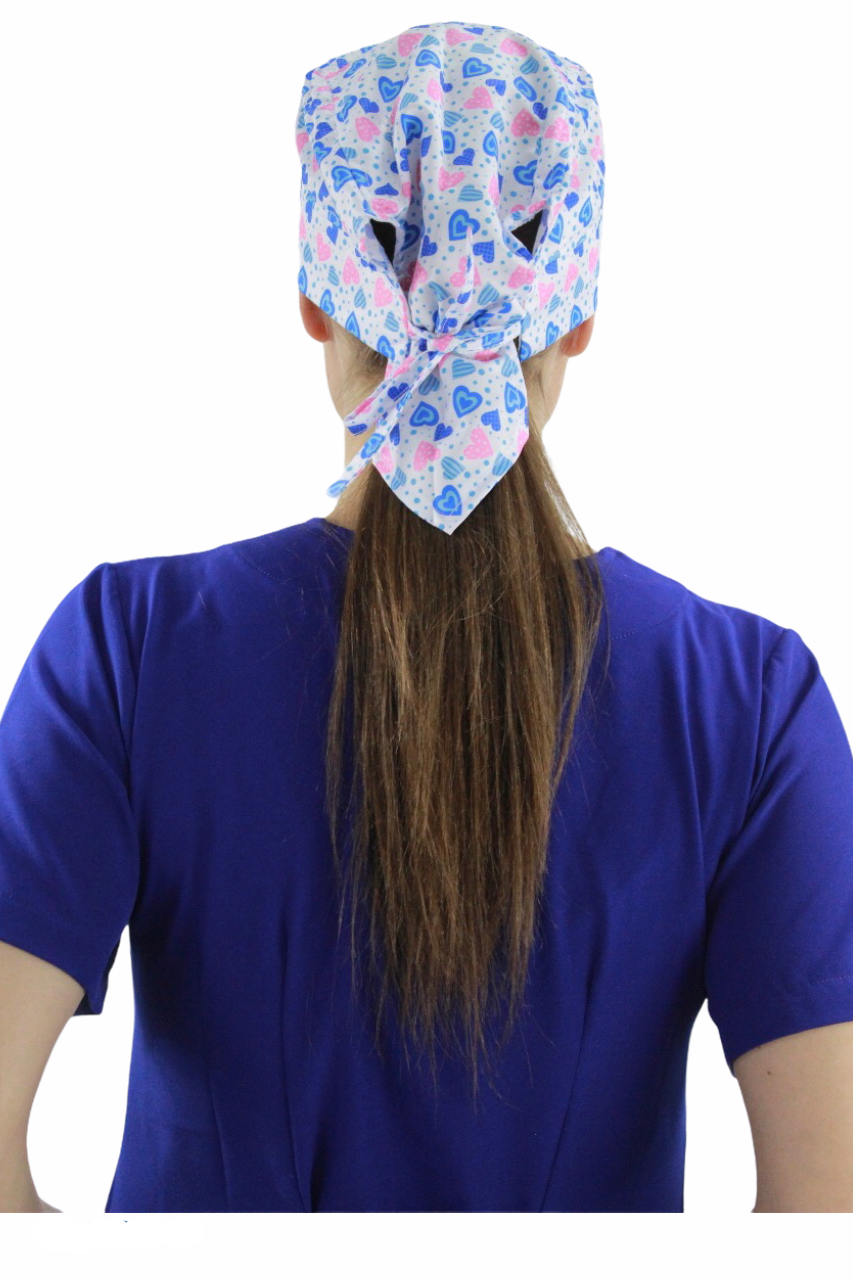Gorro Médico Dama Blanco Corazones Rosas