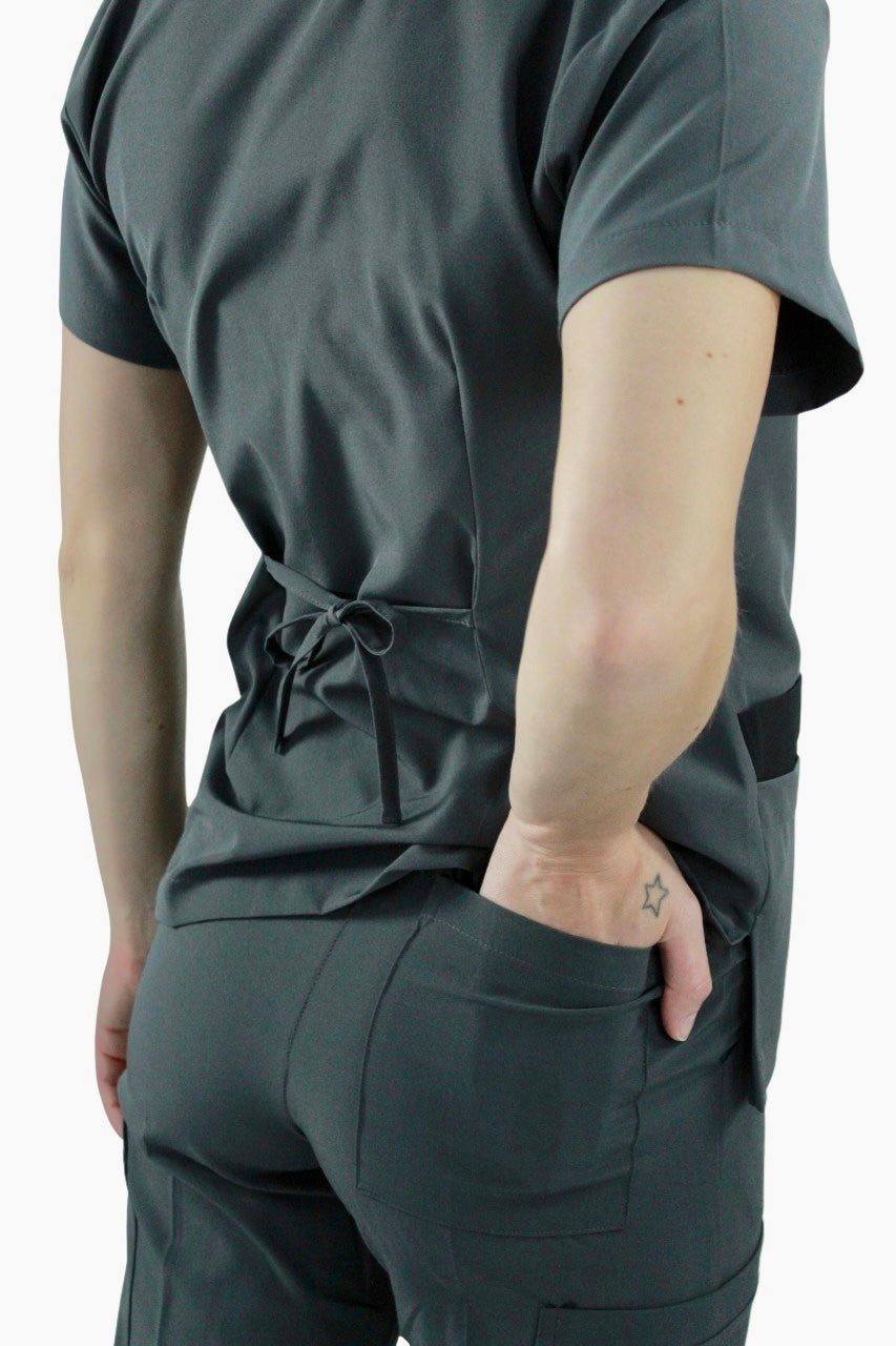 Filipina Médica Dama Lucía Oxford con Negro