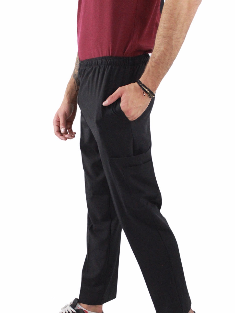 Pijama Quirúrgica Hombre Vino Cuello Negro